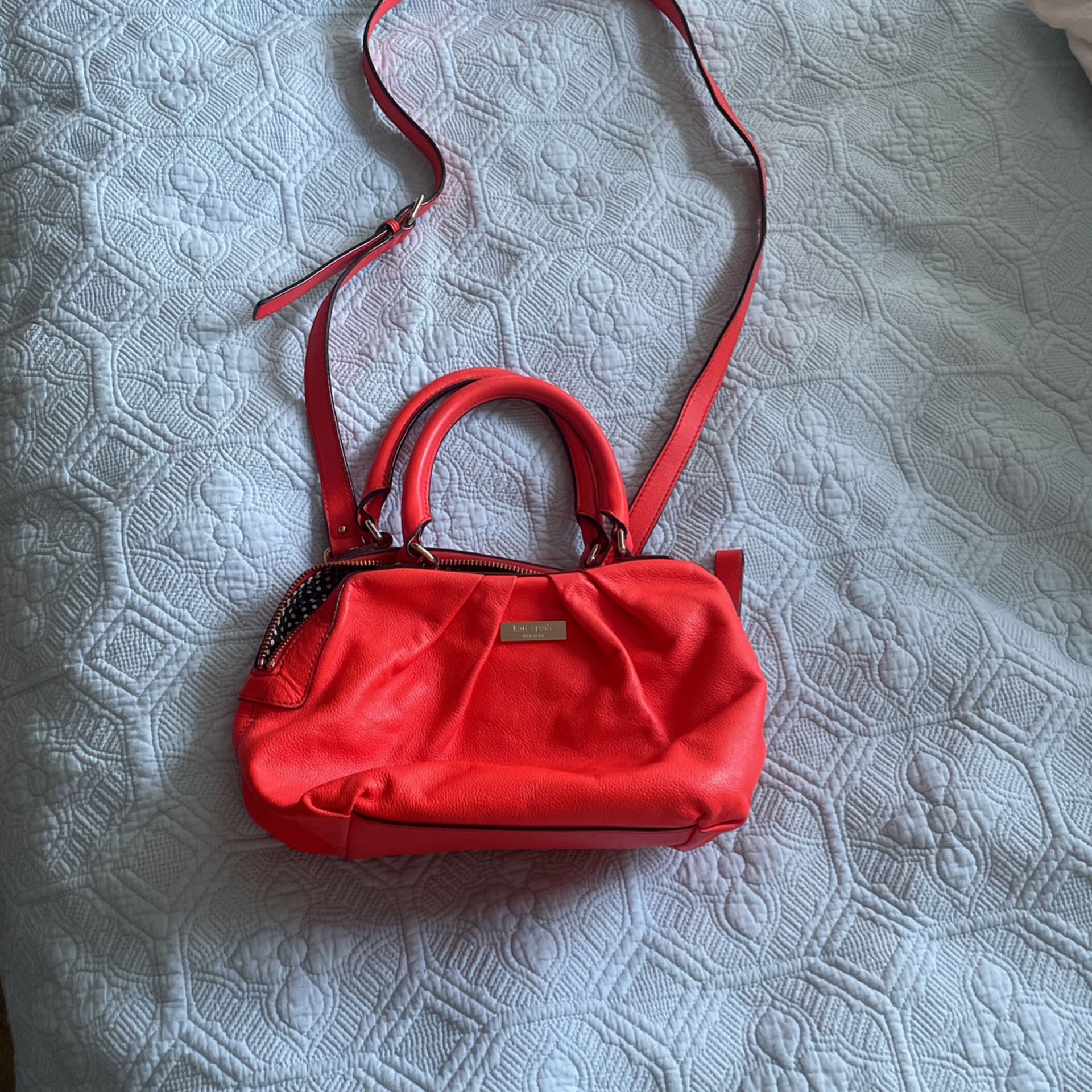 Womens Size 8 Heels And 3 Purses Each Item