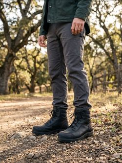 Black Red Wing Men BRNR XP 6-Inch Waterproof Safety Toe Boot (Style 2400) Sz 11