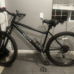 mountain bike 