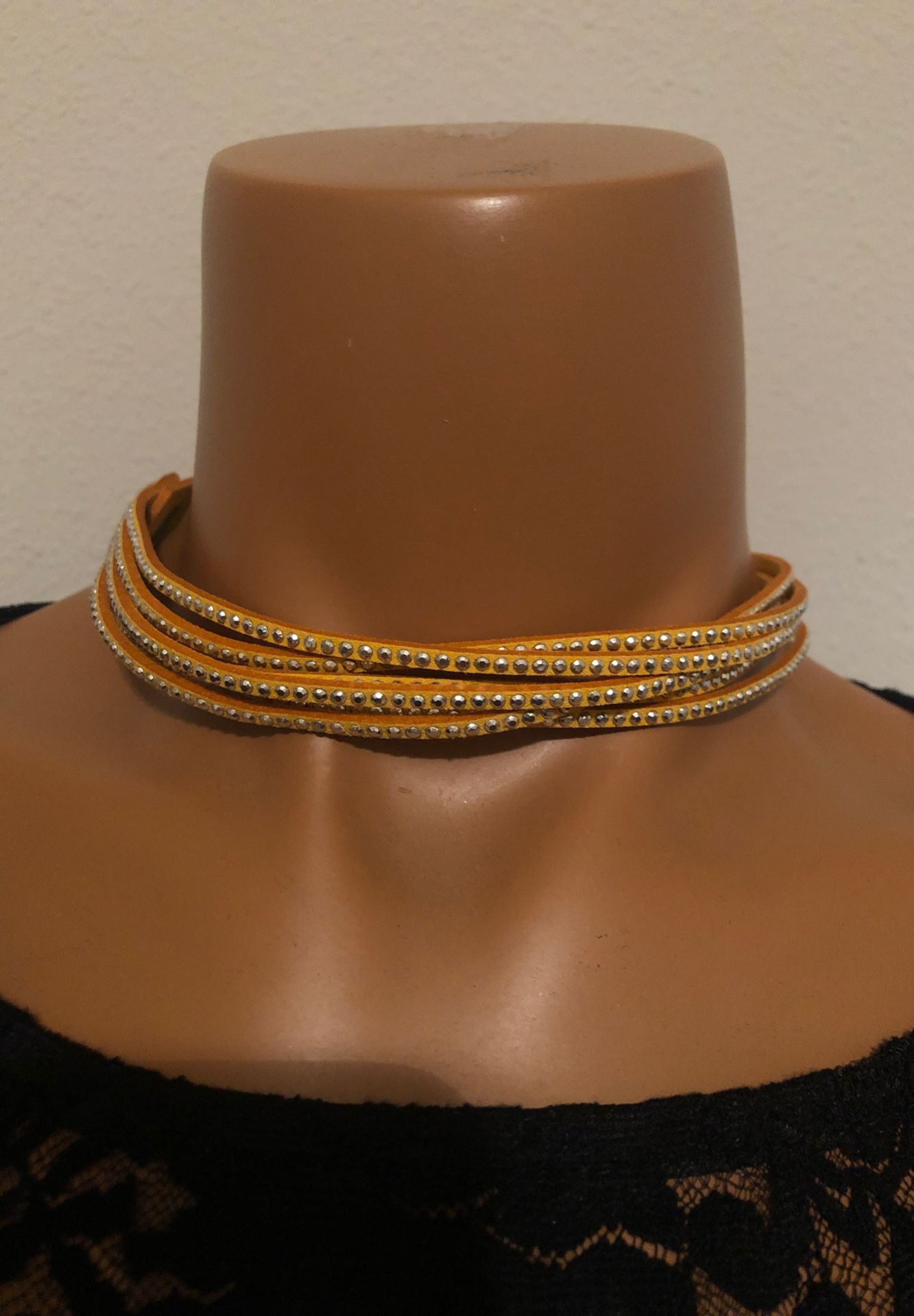 Beautiful Orange and Yellow Choker with Silver Rhymestones NEW