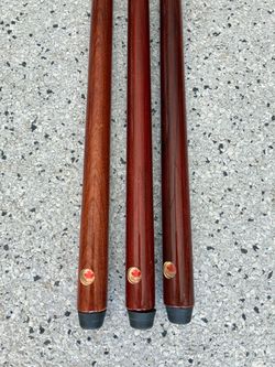 3 58” DUFFERIN Pool Cue Sticks. One Piece. 19/20/21oz. Maple Leaf. Pre Owned.