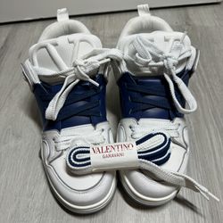 Valentino Men’s Shoe Size 10