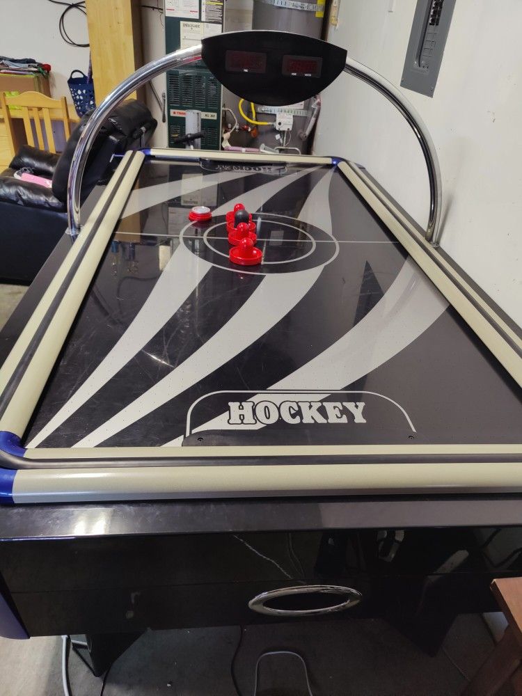 Air Hockey Table  