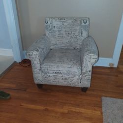 Accent Chair 