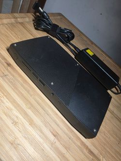 Mini Nuc Pc. Intel-i7-CPU. 16GB Ram. 512GB SSD.