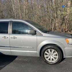2013 Chrysler Town & Country