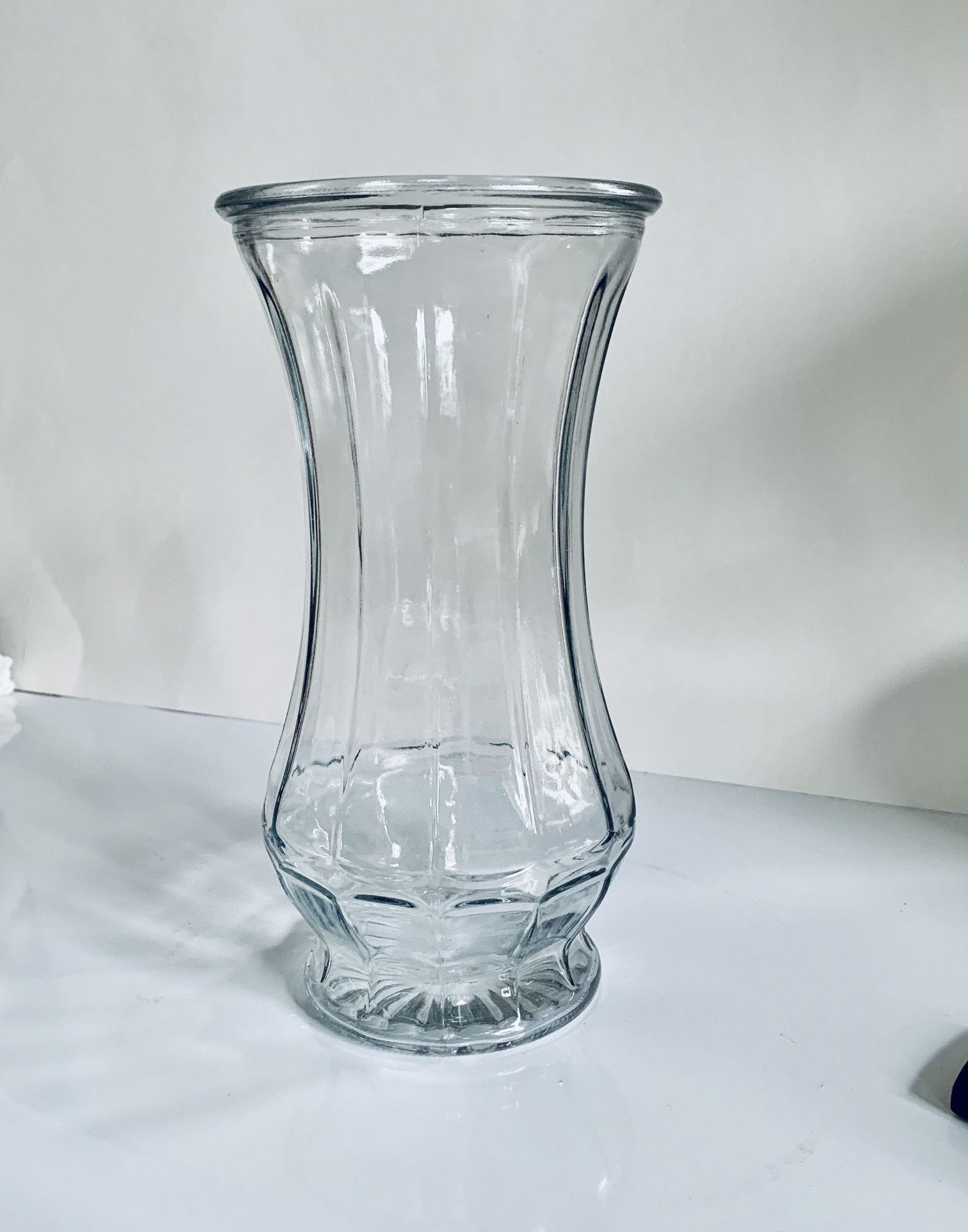 Crystal flower vase table top 10”