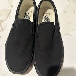 Vans Black  Slip-On  Canvas Sneakers  New Authentic Low Top Men 8 Women 9.5