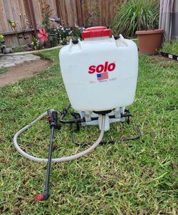 4 Gallon Backpack Sprayer