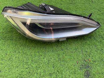Tesla Model S Right Passenger Side Headlight Luz Derecha Pasajera 2016 2017 2018 2019 2020 2021