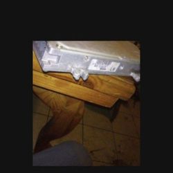 97 Acura   ECU p75 Parts