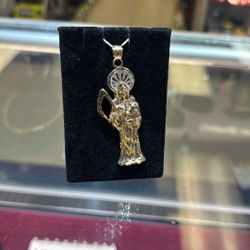 10k Pendant ‼️ASK FOR DIANA‼️