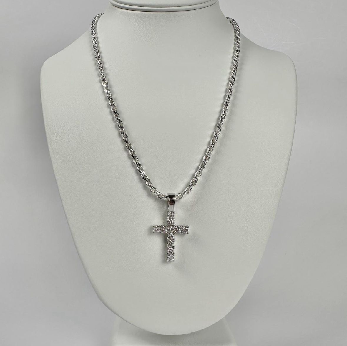 Silver Chain And VVS Moissanite Cross Pendant Set