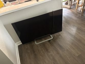 Vizio 2014 TV ( NO REMOTE )