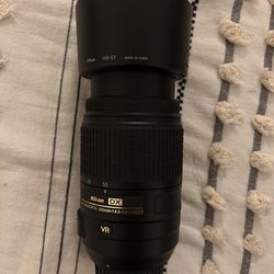Nikon AF-S NIKKOR 55-300mm 1:4.5-5.6G ED DX VR Lens