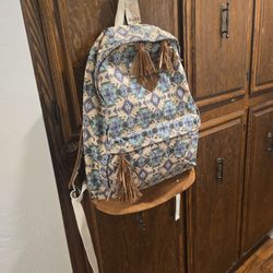 MUDD Backpack NWT