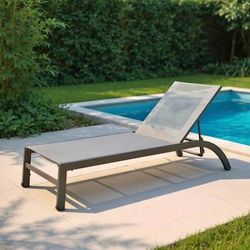 BRAND NEW Aluminum Wheel Outdoor Lounger - Patio Chaise with Sling - Grey
