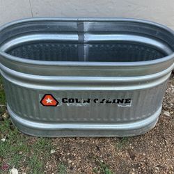 100 GALLON WATER TANK