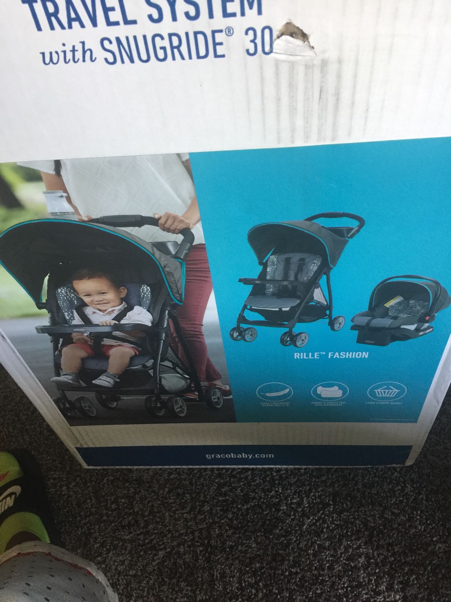 Brand New Graco Stroller and Car seat Never Used