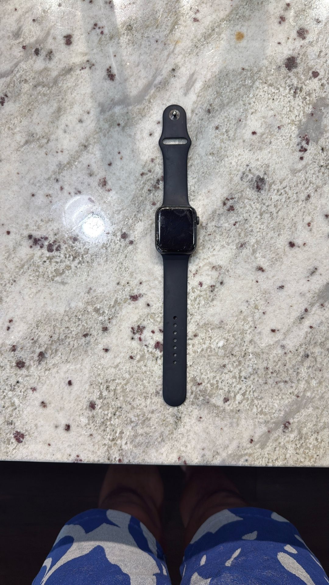 Apple Watch SE 44mm (GPS + Cellular) β AS-IS