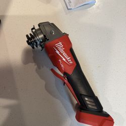 Milwaukee M18 Grinder 