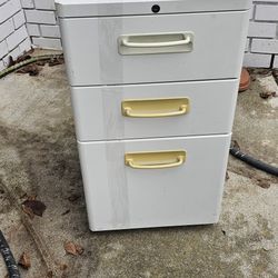 3 Drawer Filing Cabinet With Key