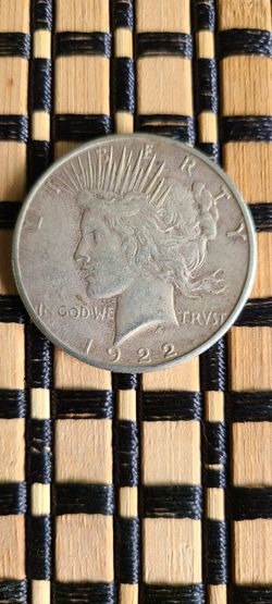 (1 of 2) 1922-S Peace Dollar