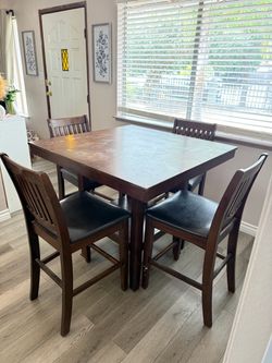 Dinning table