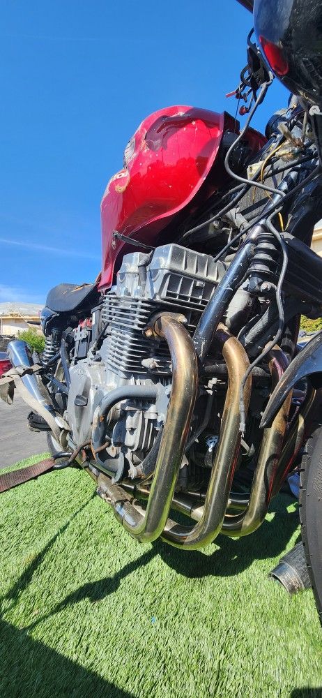 1992 Honda CB750 NIGHTHAWK Motorcycle