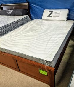 New King Complete beds with Mattress set