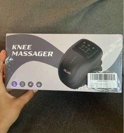 Knee massager (Brand New/Never Opened)