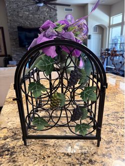 Metal Wine Bottle Holder EXCELLENT CONDITION **