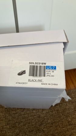 Dream Pairs  Black- PAT size 7