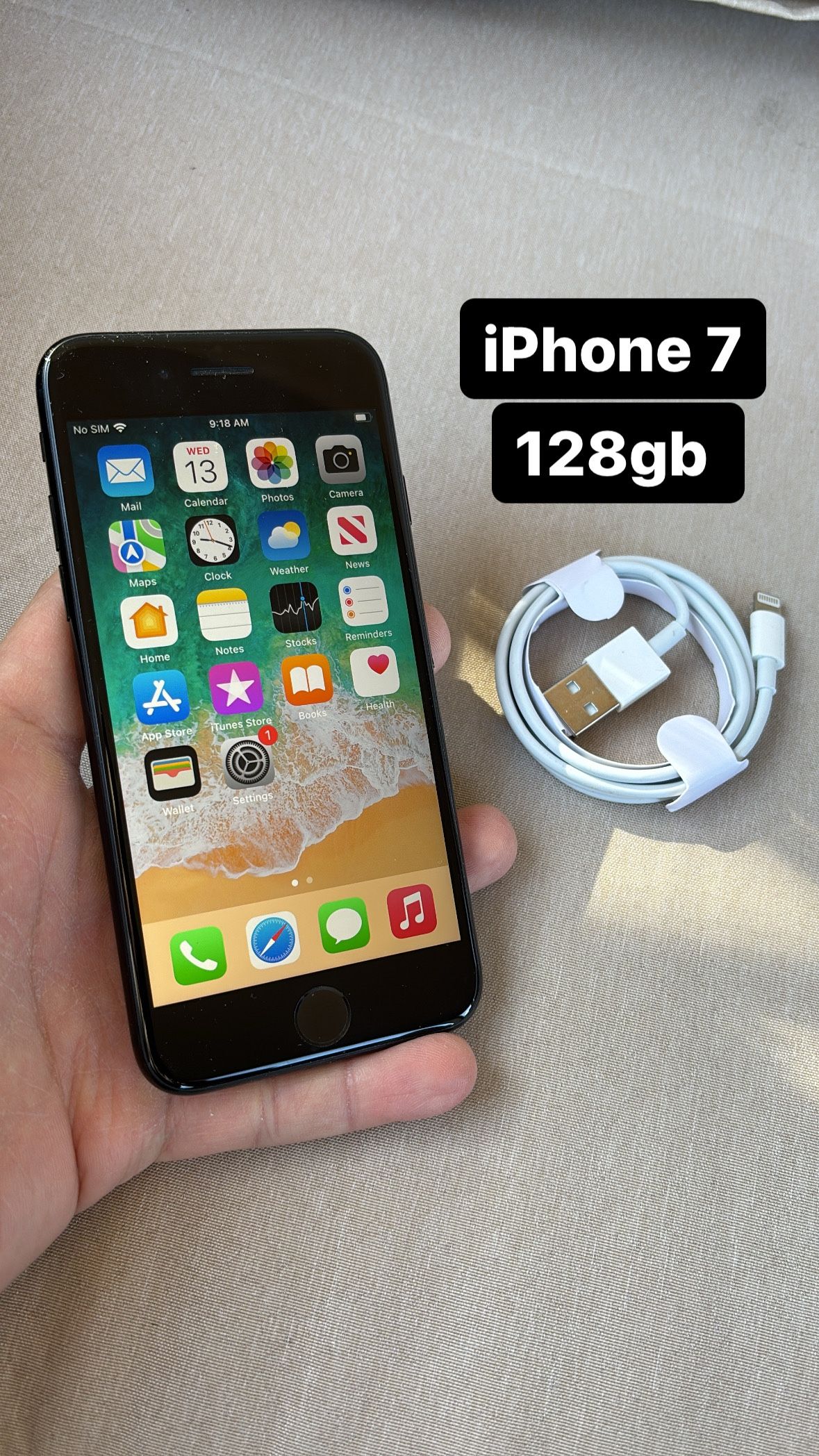 iPhone 7 128gb. Like New And Unlocked!