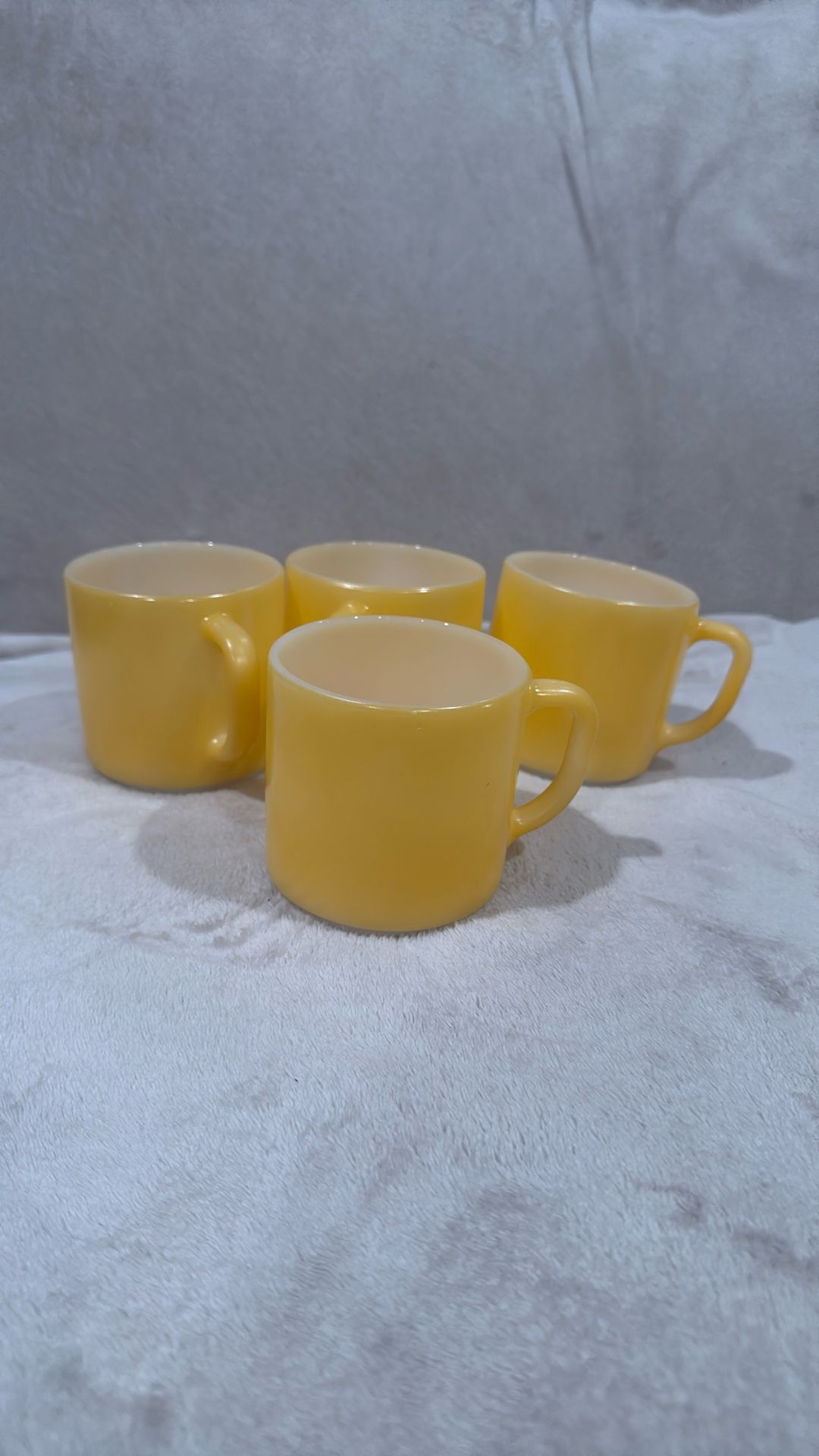 Vintage Set of 4 Federal F  Milk Glass Coffee Cup , Mug  Apricot Color 