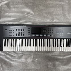 Roland Juno-D6 - Like New