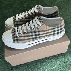 Burberry Shoes Sz10