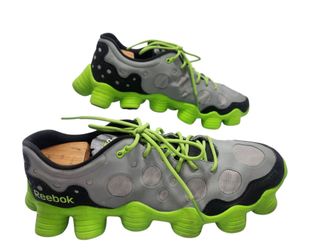 Reebok ATV 19+ Plus Space Frogs Gray Acid Green Trail Men's Size 13 V53164 RARE
Rare Reebok ATV 19+ Plus "Space Frogs" All-Terrain Running Shoes
* Siz