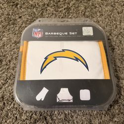 Chargers BBQ set