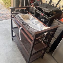 Changing table On Wheels 
