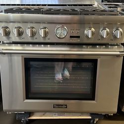 THERMADOR 36”WIDE DUAL FUEL RANGE STOVE STAINLESS STEEL