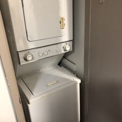 Upright Washer And Dryer Combo