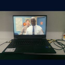 HP Victus Gaming Laptop 15.6” RTX 3050