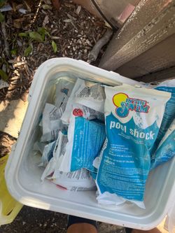 Pool chlorine and acid