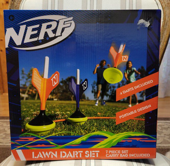 NERF Soft Tip Lawn Dart 7 Piece Set with Carrying Bag Outdoor Games NEW