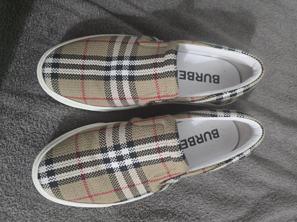 NEW BURBERRY THOMPSON LADIES BEIGE CHECK LOAFERS LOW TOP CASUAL SHOES 39.5/9.5