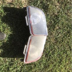 05-09 Mustang Headlights 