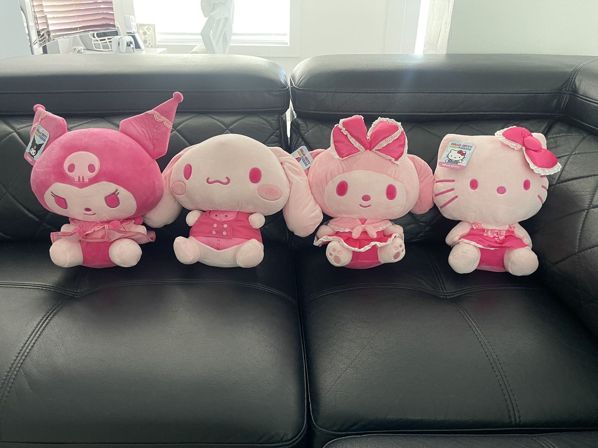 Hello Kitty And friends.. All For $ 75