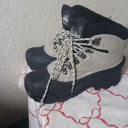 Snow Boots Size 8 For Man 