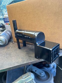 BBQ SMOKER DECORATION